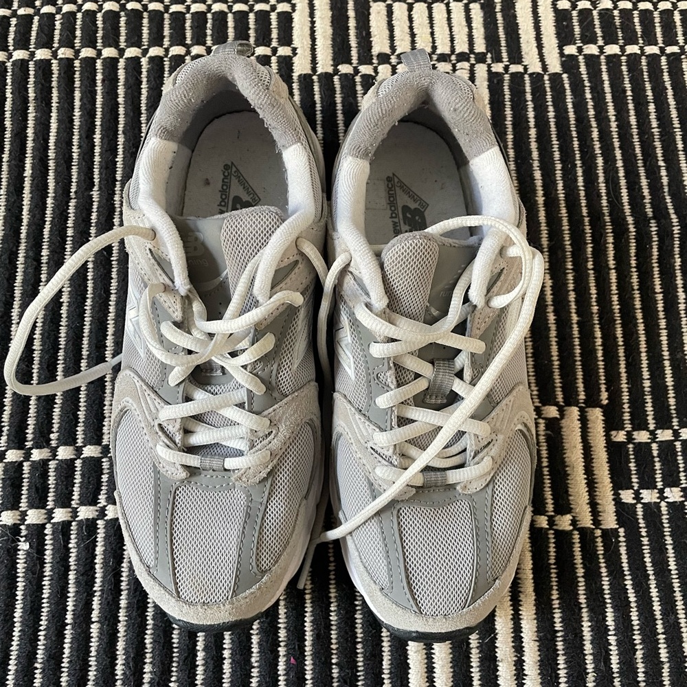 New Balance 530 - Picture 3 of 6